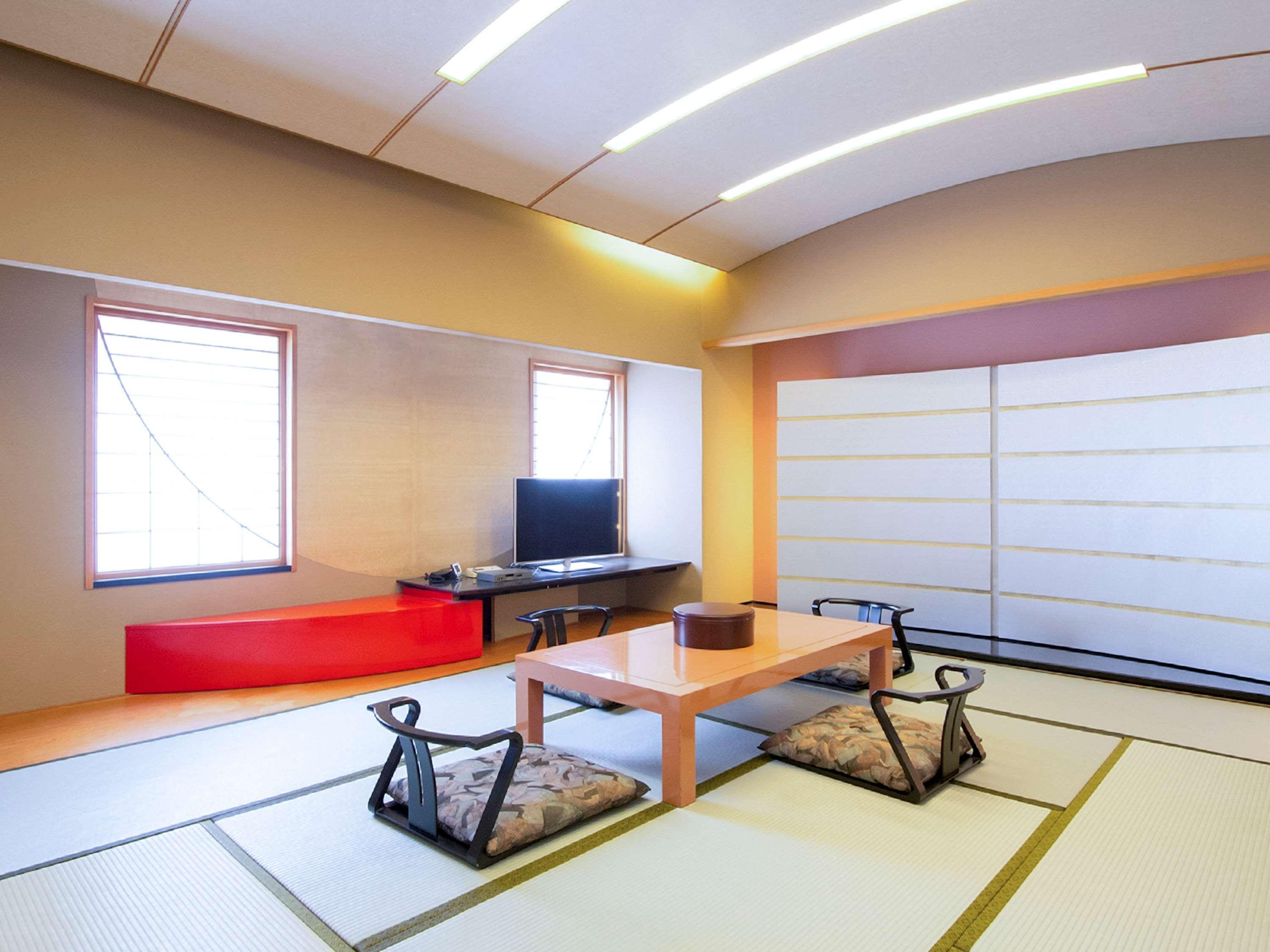 Ibis Styles Namba Hotel Ōsaka